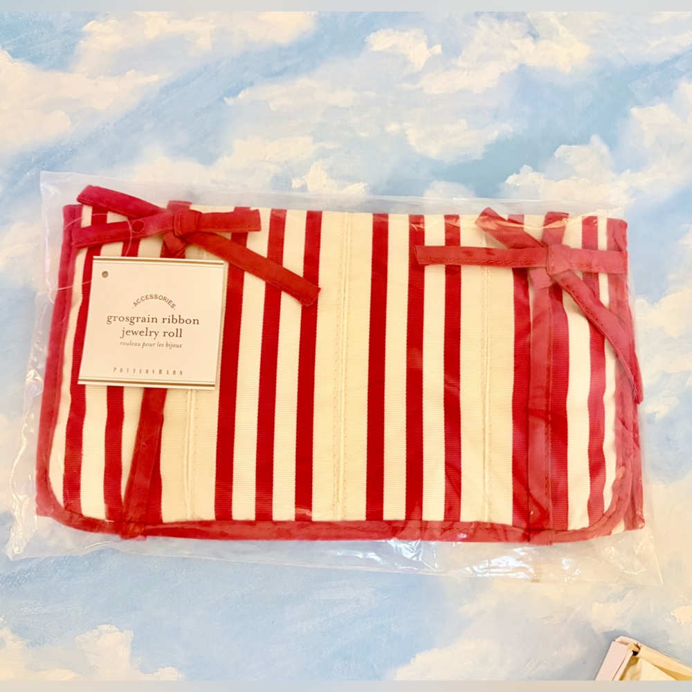 New Pottery Barn Grosgrain Red and Beige Jewelry Roll